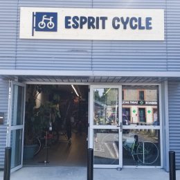 Geschäft „Esprit Cycle“