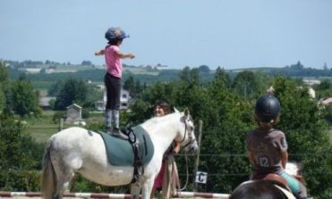Balade à cheval et atelier équestres