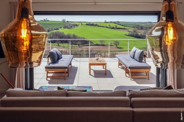VILLA LE BELVEDERE – DESIGN – PISCINE – VUE
