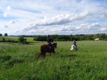 Centre équestre „Un Poney une Histoire“