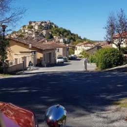 Cordes sur Ciel à bord d’une 2CV Vintage