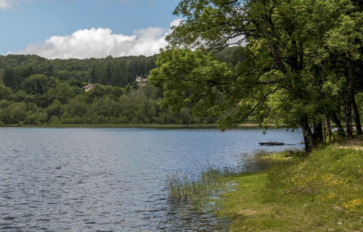 Se rafraîchir au lac des Montagnès à Mazamet