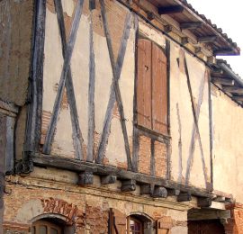 La bastide de Saint-Sulpice-La-Pointe