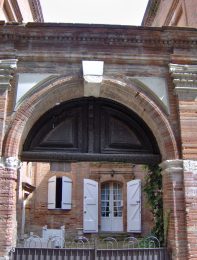 La bastide de Saint-Sulpice-La-Pointe