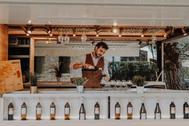 L’assemblée – Buvette viticulturelle