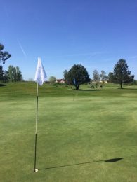 Golf : parcours 9 trous à Aiguelèze