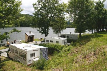Borne de Services et Aire de Stationnement Camping-Car du Laouzas