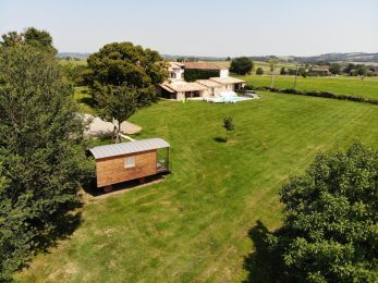 Roumiguières gîte + roulotte