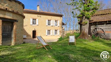In Auriol