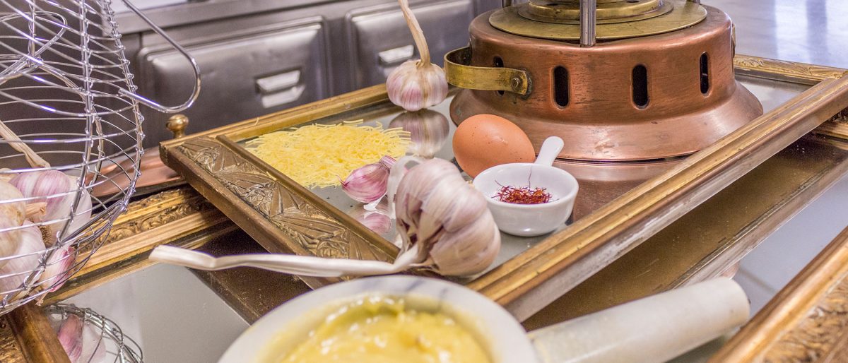 soupe ail rose de lautrec