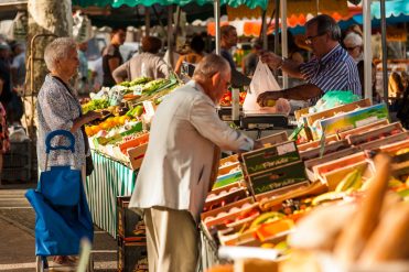 Grand marché du samedi à Lavaur
