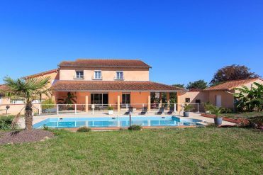 La Roque 14 personnes