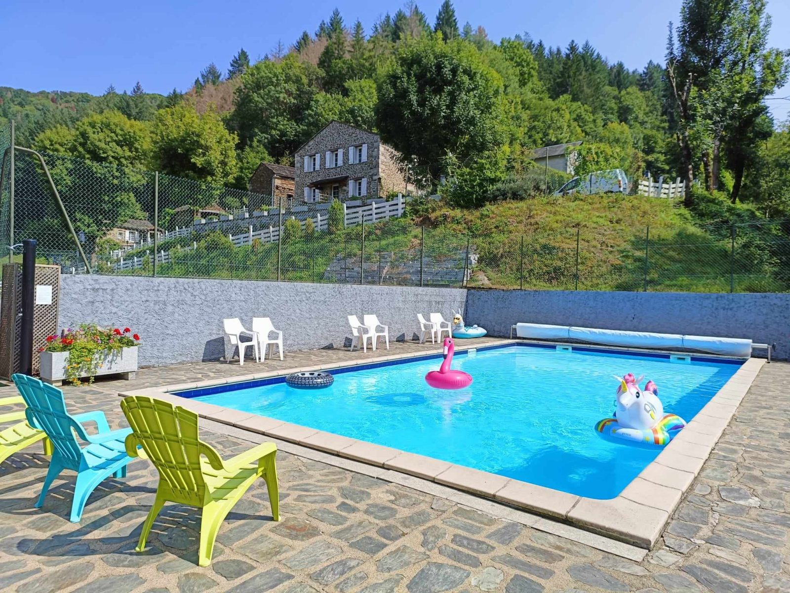 Hameau de Thouy : 5 maisons