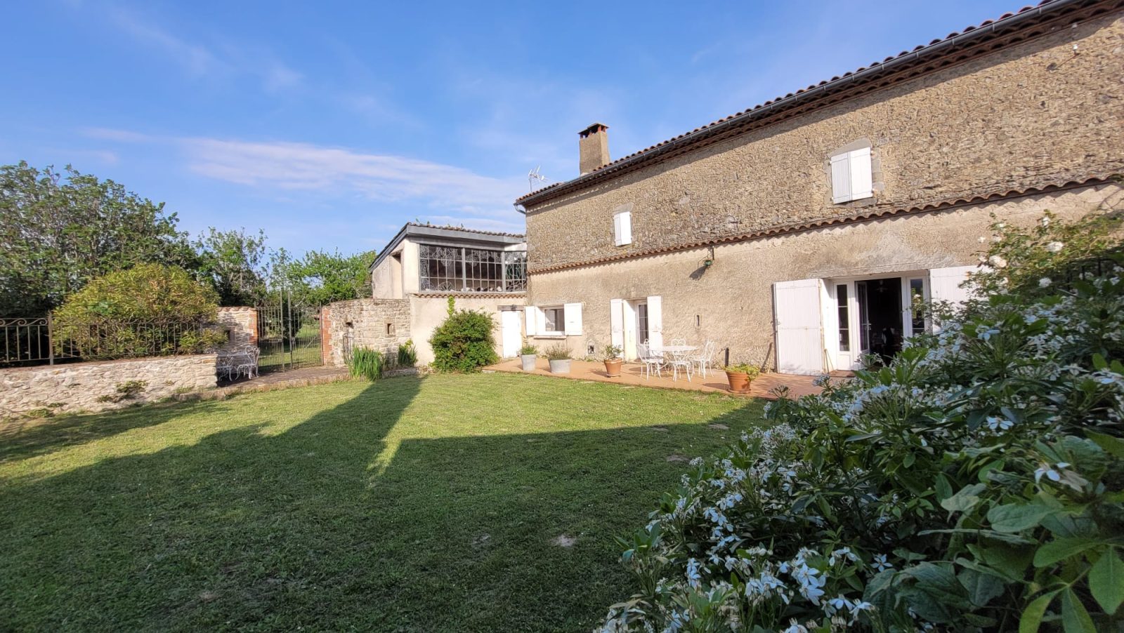 Maison rustique et paisible à Lautrec