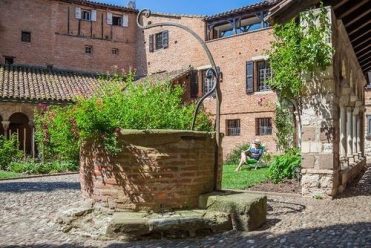 Le Cloître Saint-Salvi
