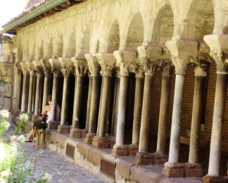 Le Cloître Saint-Salvi